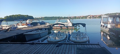 Wynajem łodzi na mazurach bez wymaganych uprawnień